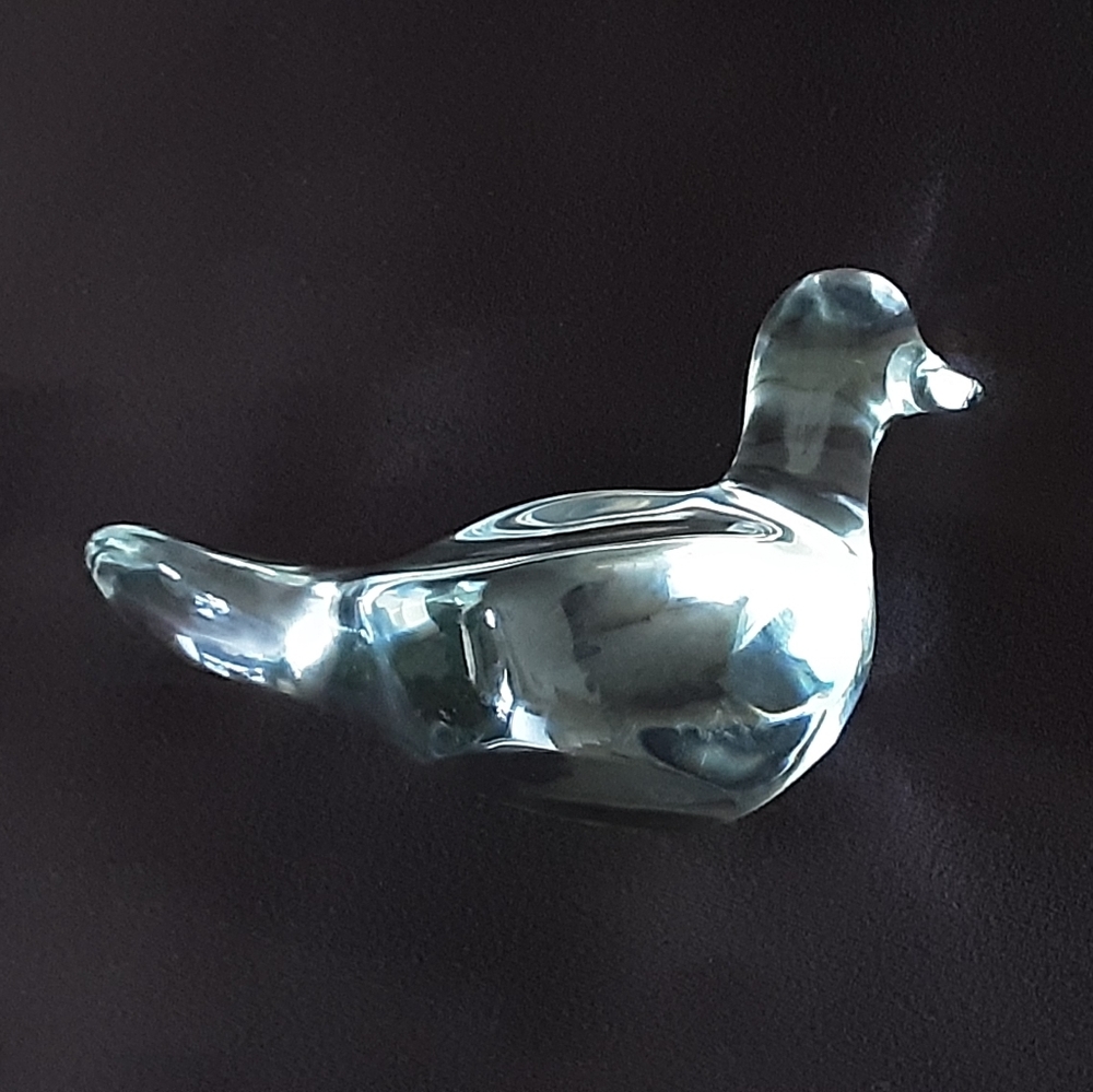 BACCARAT FRANCE Clear Crystal Dove Figurine Paperweight